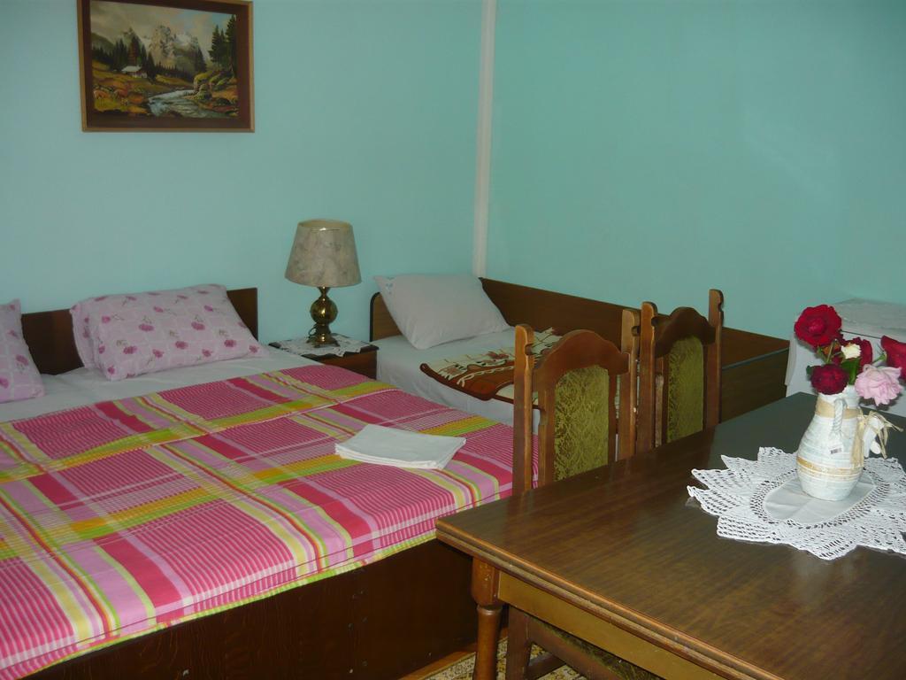 Rooms Banicevic ริซาน ห้อง รูปภาพ